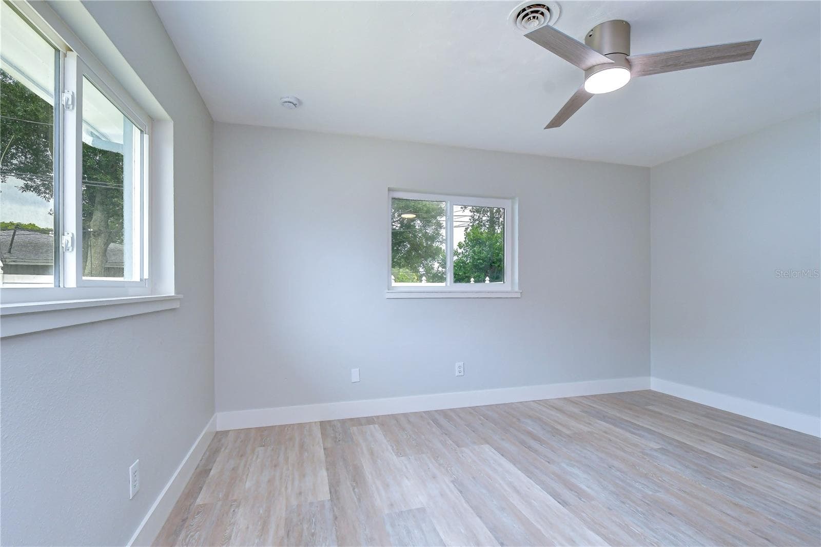 Single Family Residence at 1800 DRUID RD E, CLEARWATER, photo 14 of 35