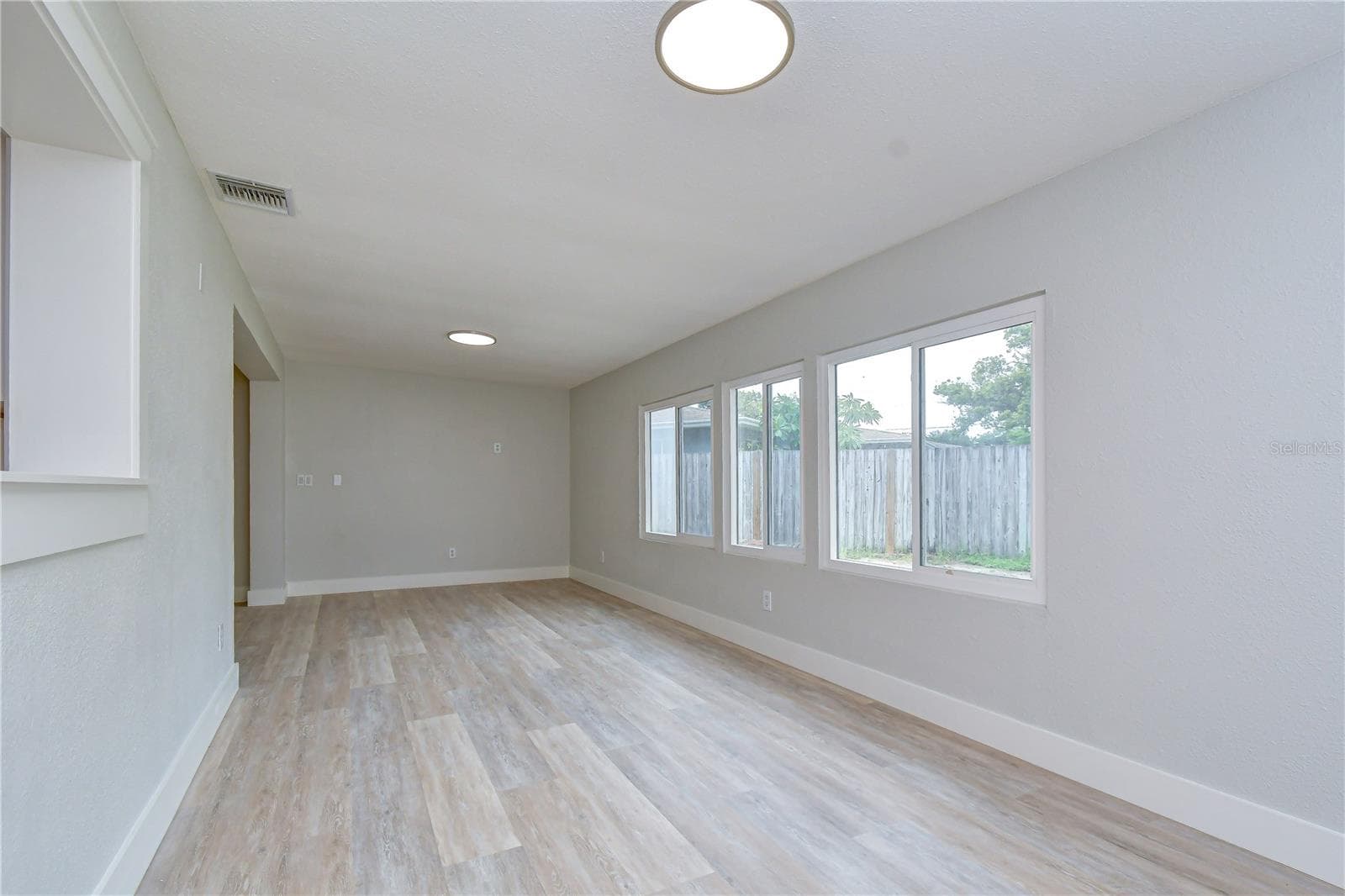 Single Family Residence at 1800 DRUID RD E, CLEARWATER, photo 19 of 35