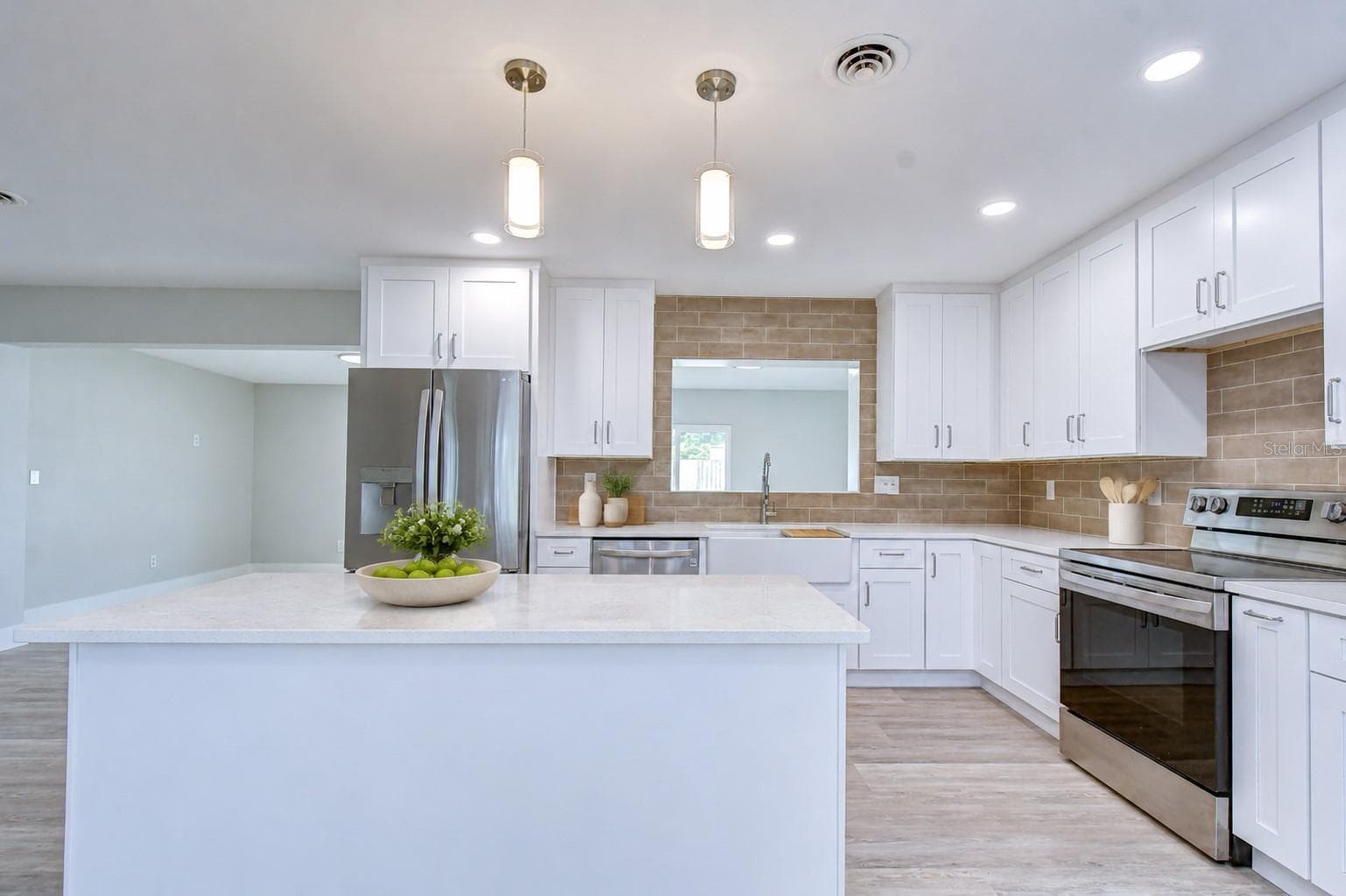 Single Family Residence at 1800 DRUID RD E, CLEARWATER, photo 24 of 35