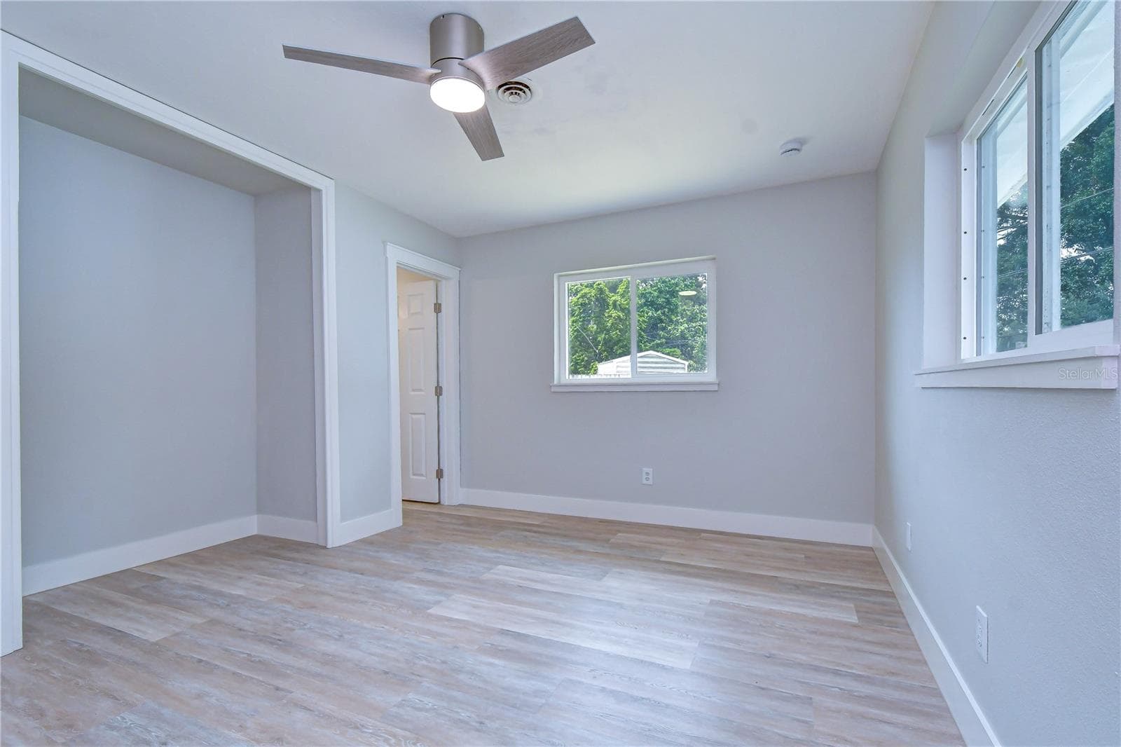 Single Family Residence at 1800 DRUID RD E, CLEARWATER, photo 27 of 35