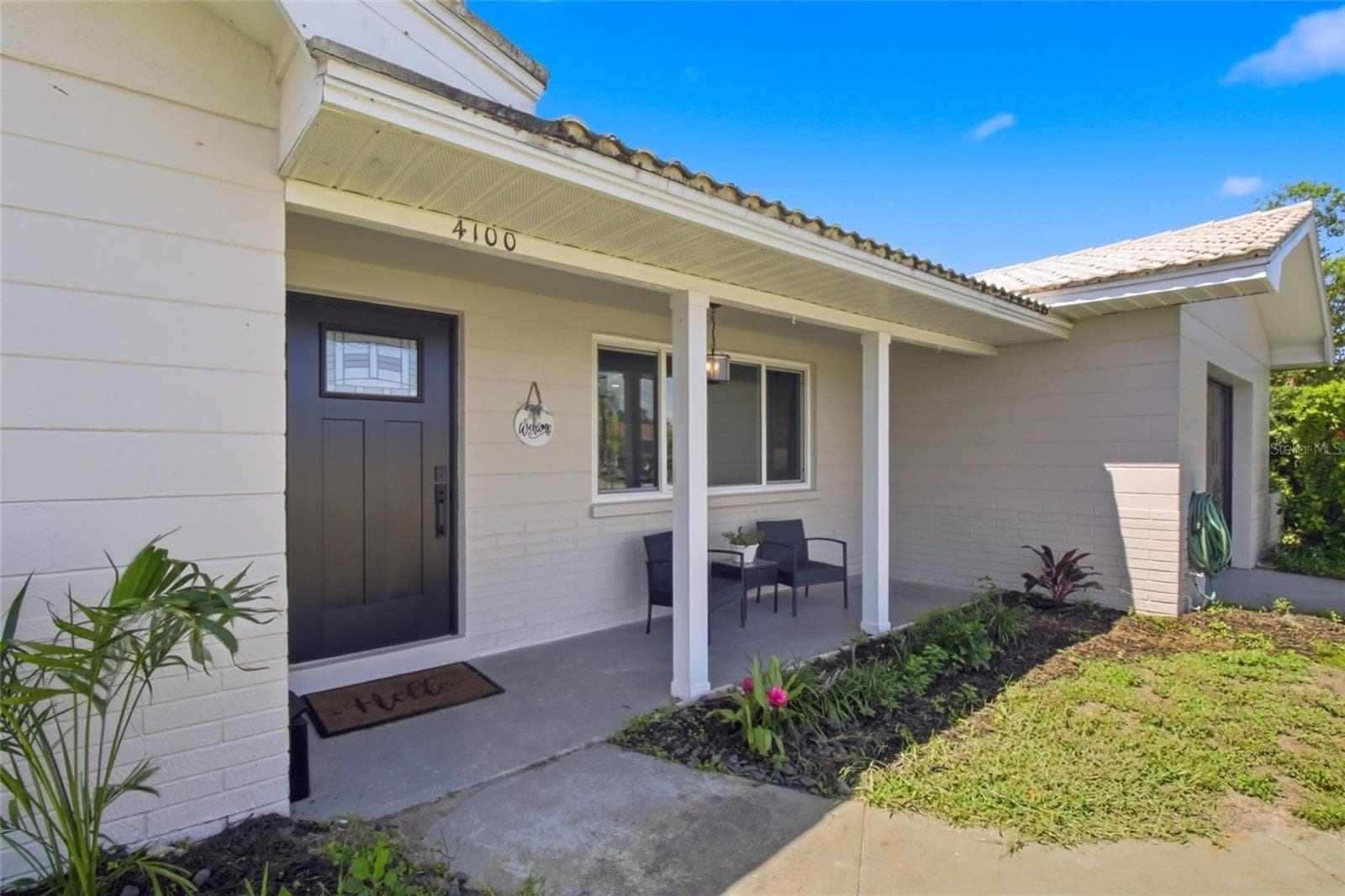 Front Porch - 4100 18TH AVENUE N, ST PETERSBURG
