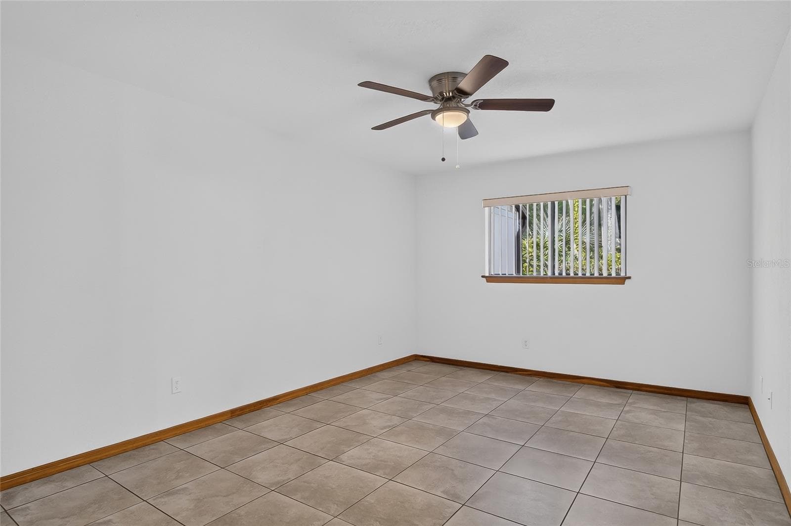 Townhouse at 367 CASTLEWOOD LN, NEW SMYRNA BEACH, photo 13 of 47
