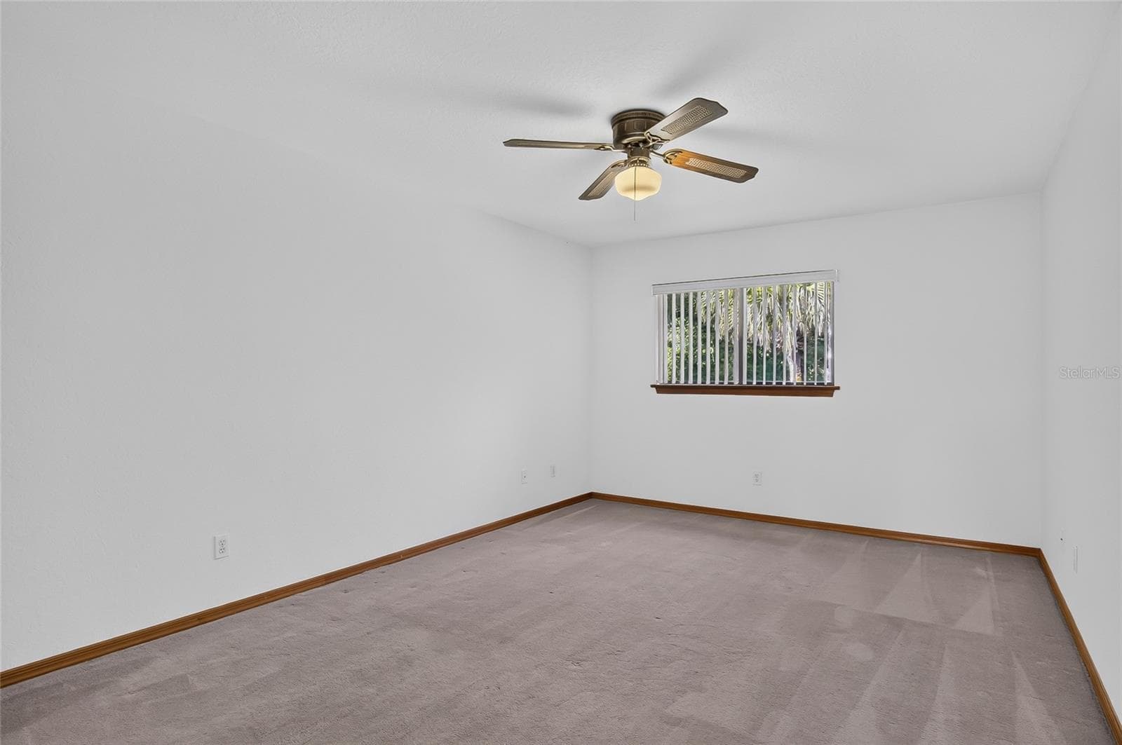 Townhouse at 367 CASTLEWOOD LN, NEW SMYRNA BEACH, photo 23 of 47