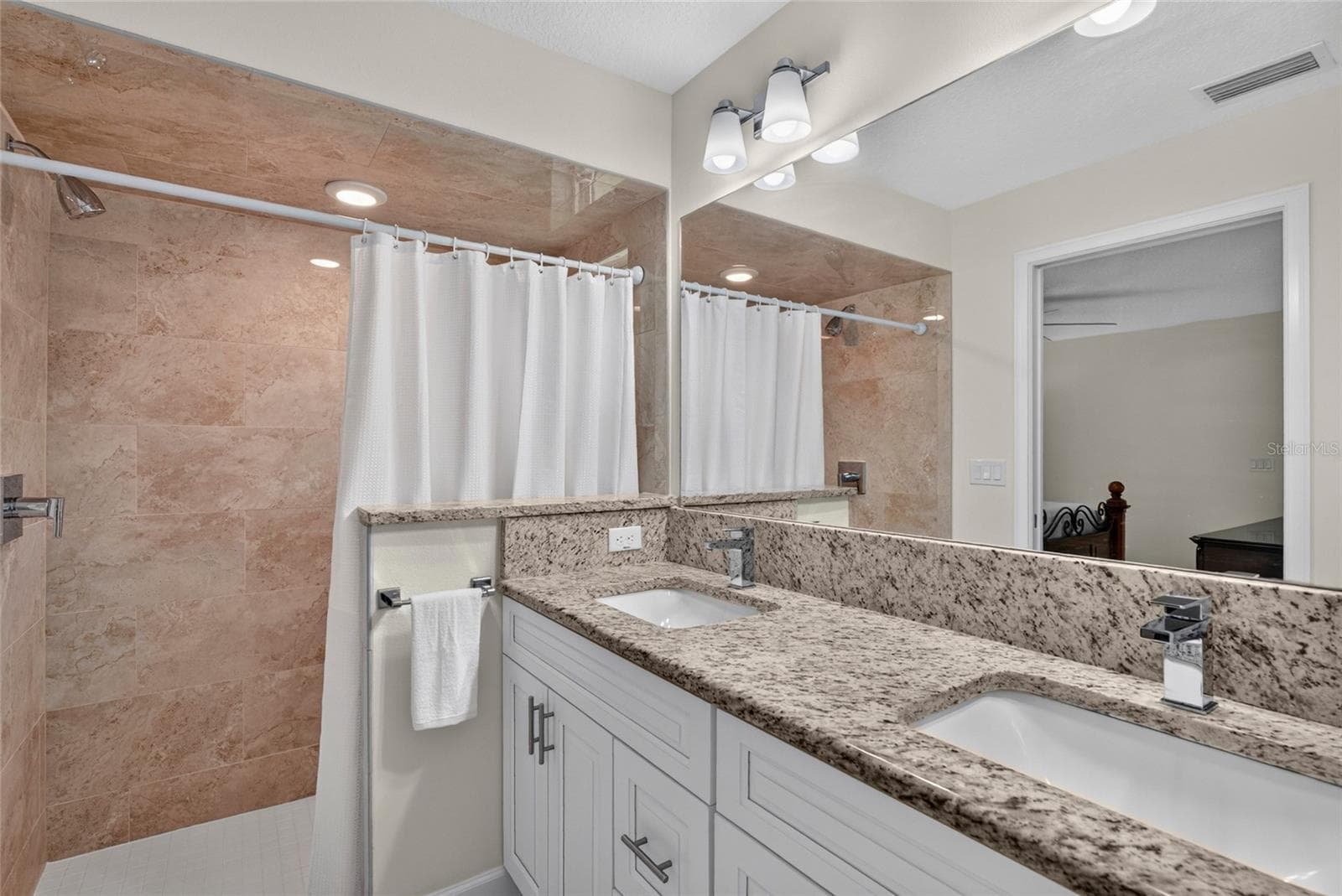 Single Family Residence at 39 WHITE HOUSE DR, PALM COAST, photo 8 of 39