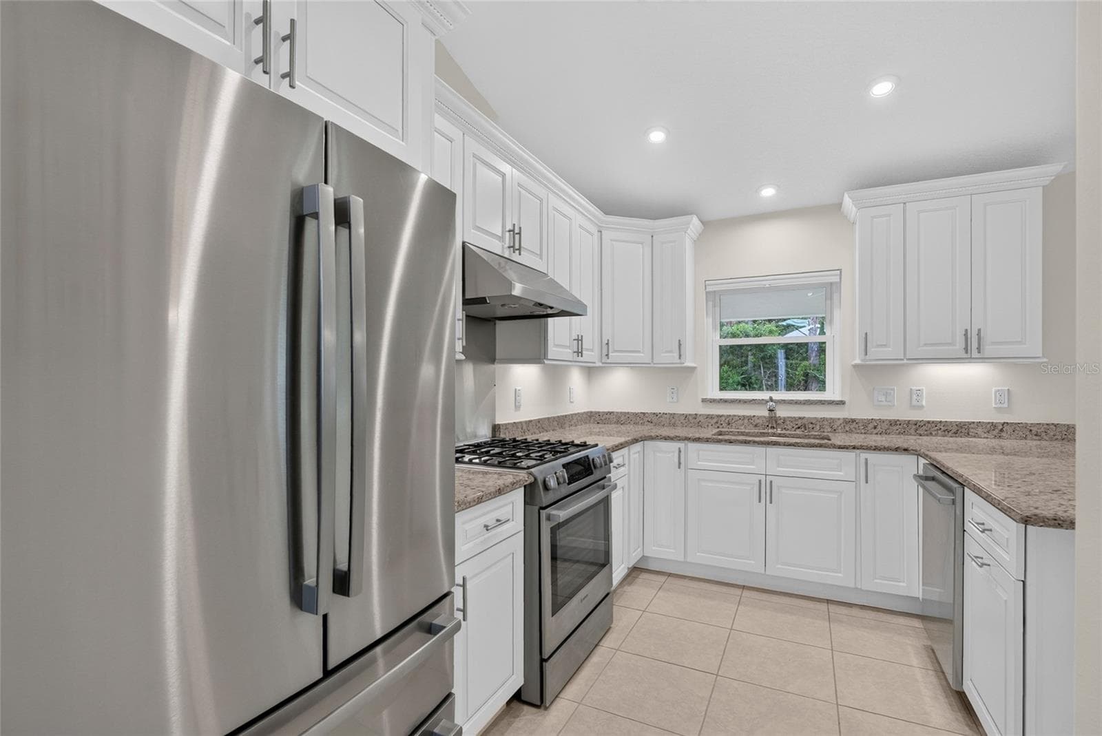 Single Family Residence at 39 WHITE HOUSE DR, PALM COAST, photo 5 of 39