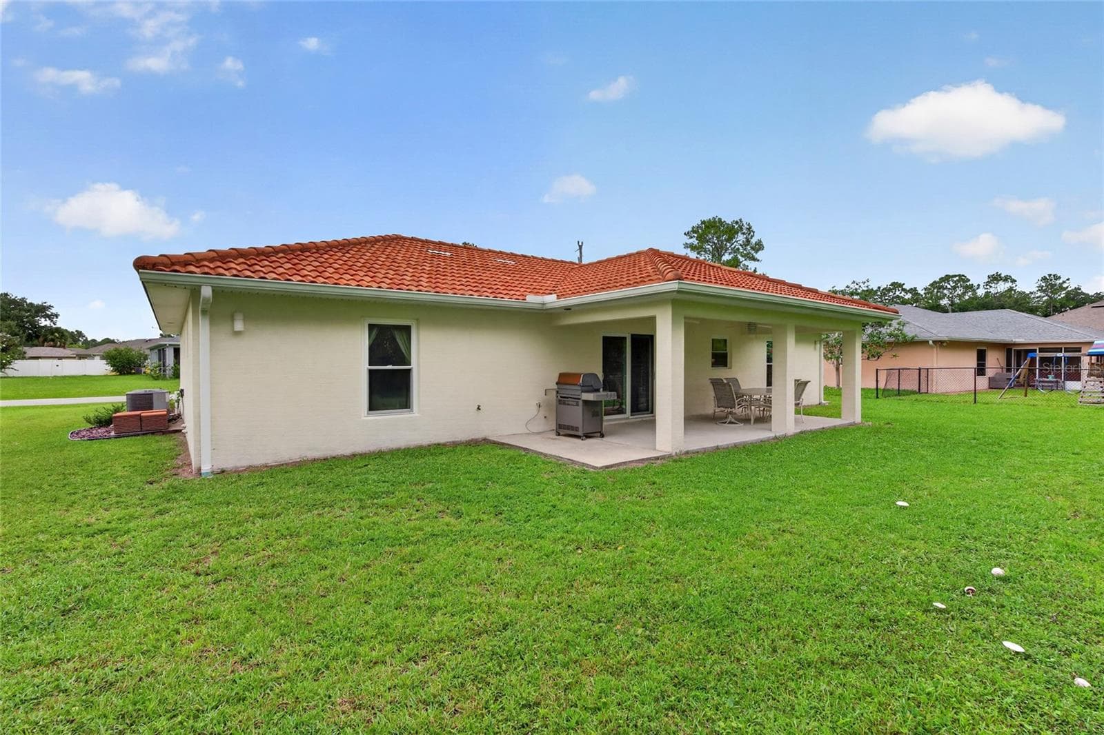 Single Family Residence at 39 WHITE HOUSE DR, PALM COAST, photo 10 of 39