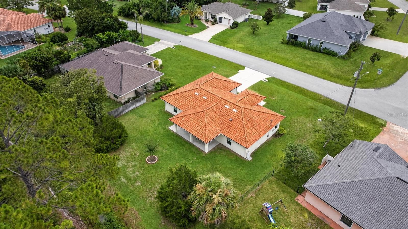 Single Family Residence at 39 WHITE HOUSE DR, PALM COAST, photo 32 of 39