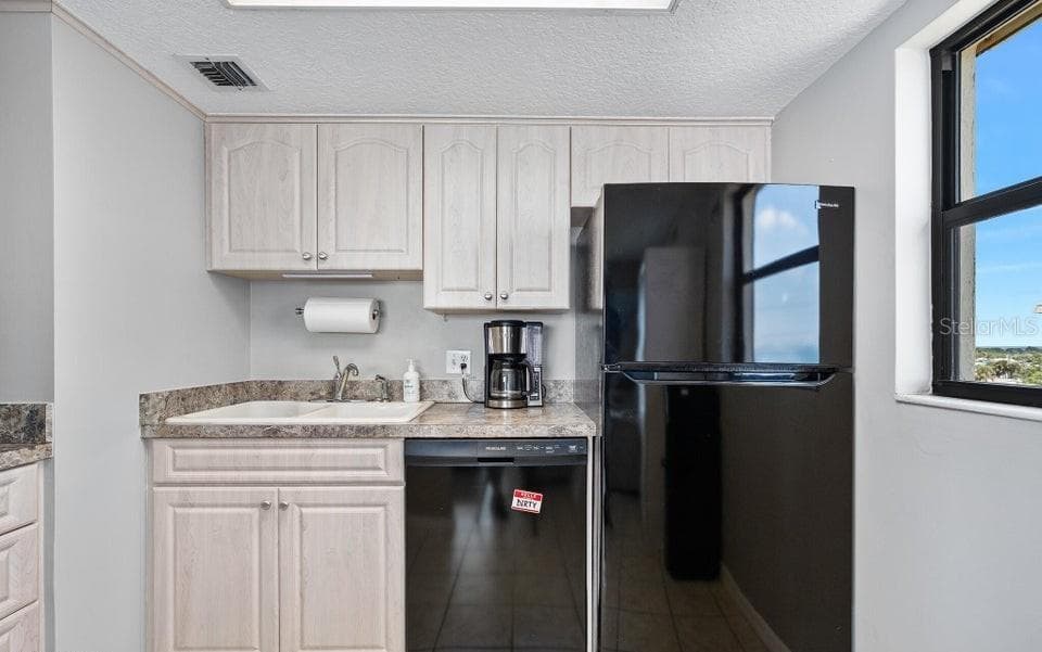 Condominium at 2700 OCEAN SHORE BLVD #518, ORMOND BEACH, photo 21 of 47