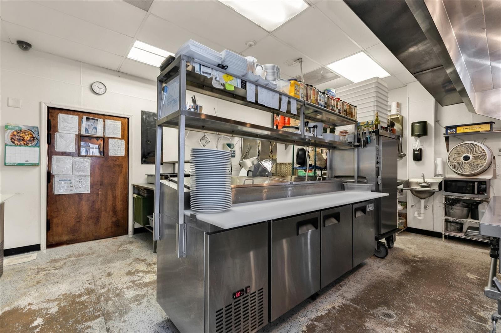 Restaurant at 111 W OLYMPIA AVE, PUNTA GORDA, photo 15 of 25