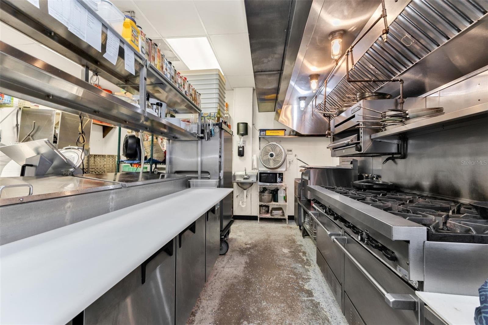 Restaurant at 111 W OLYMPIA AVE, PUNTA GORDA, photo 16 of 25