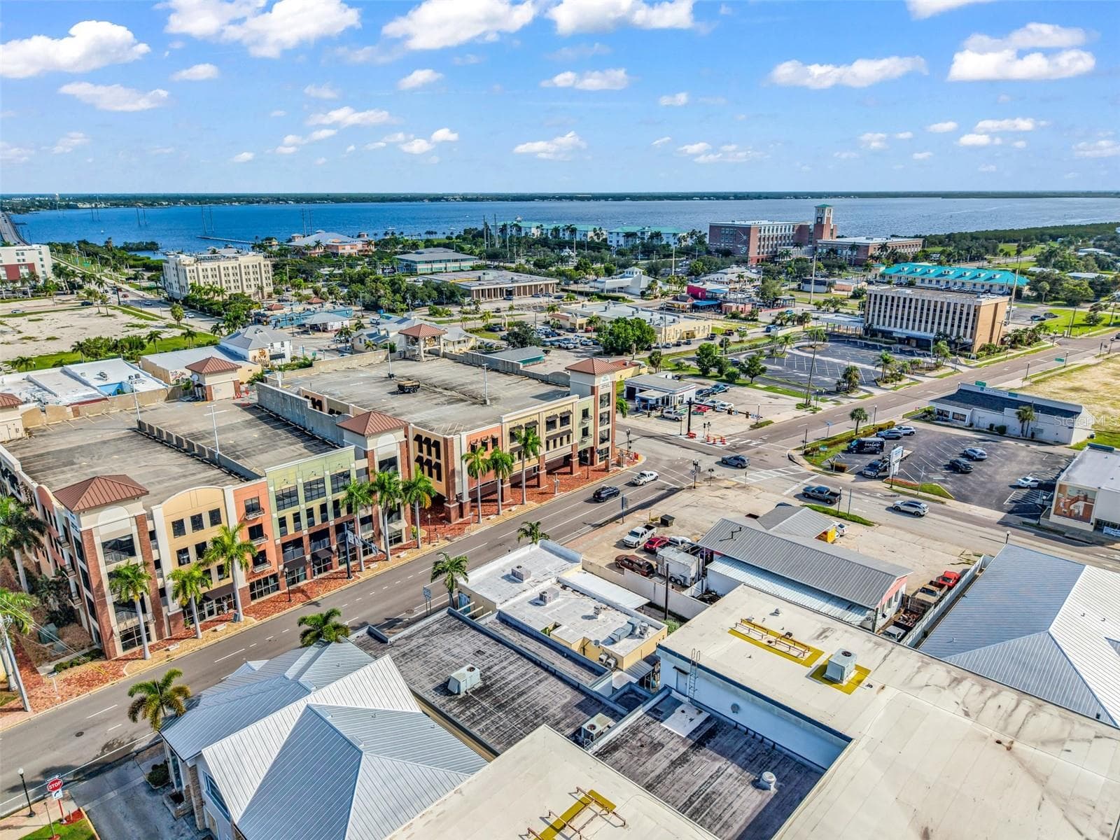 Restaurant at 111 W OLYMPIA AVE, PUNTA GORDA, photo 19 of 25