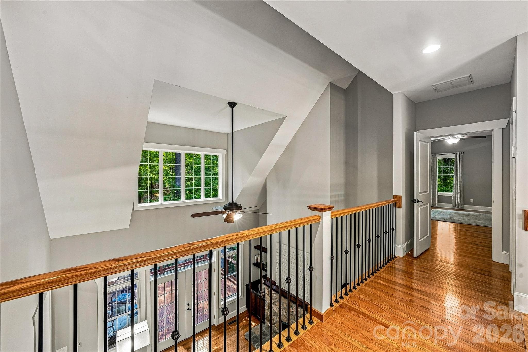 Open to Family room and front entrance - 90 Ashley Woods Drive, Arden