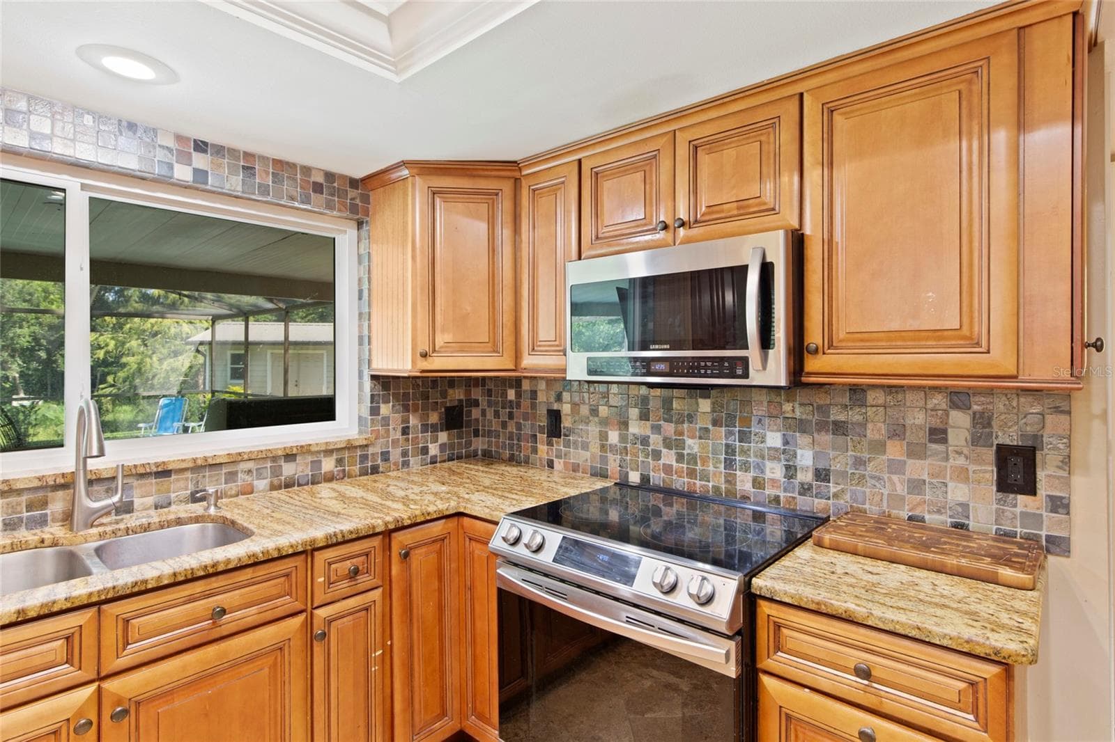 Kitchen - 16126 COUNTRY CROSSING DR, TAMPA