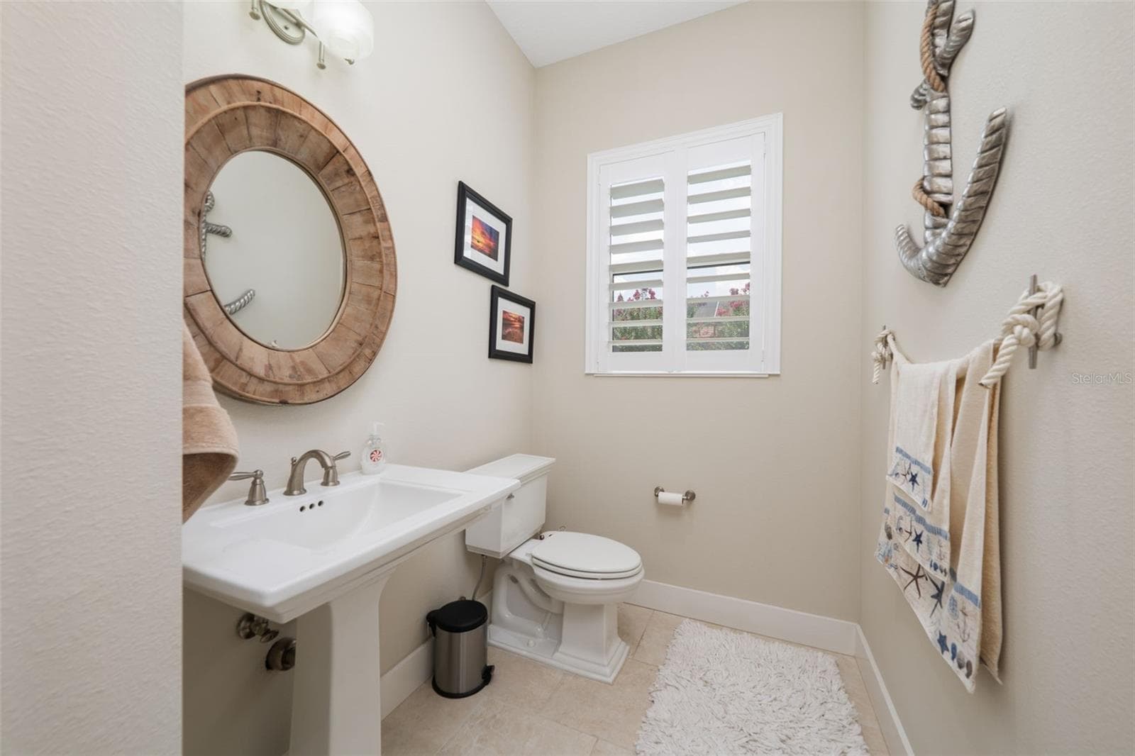Half Bathroom - 14205 9TH TER NE, BRADENTON