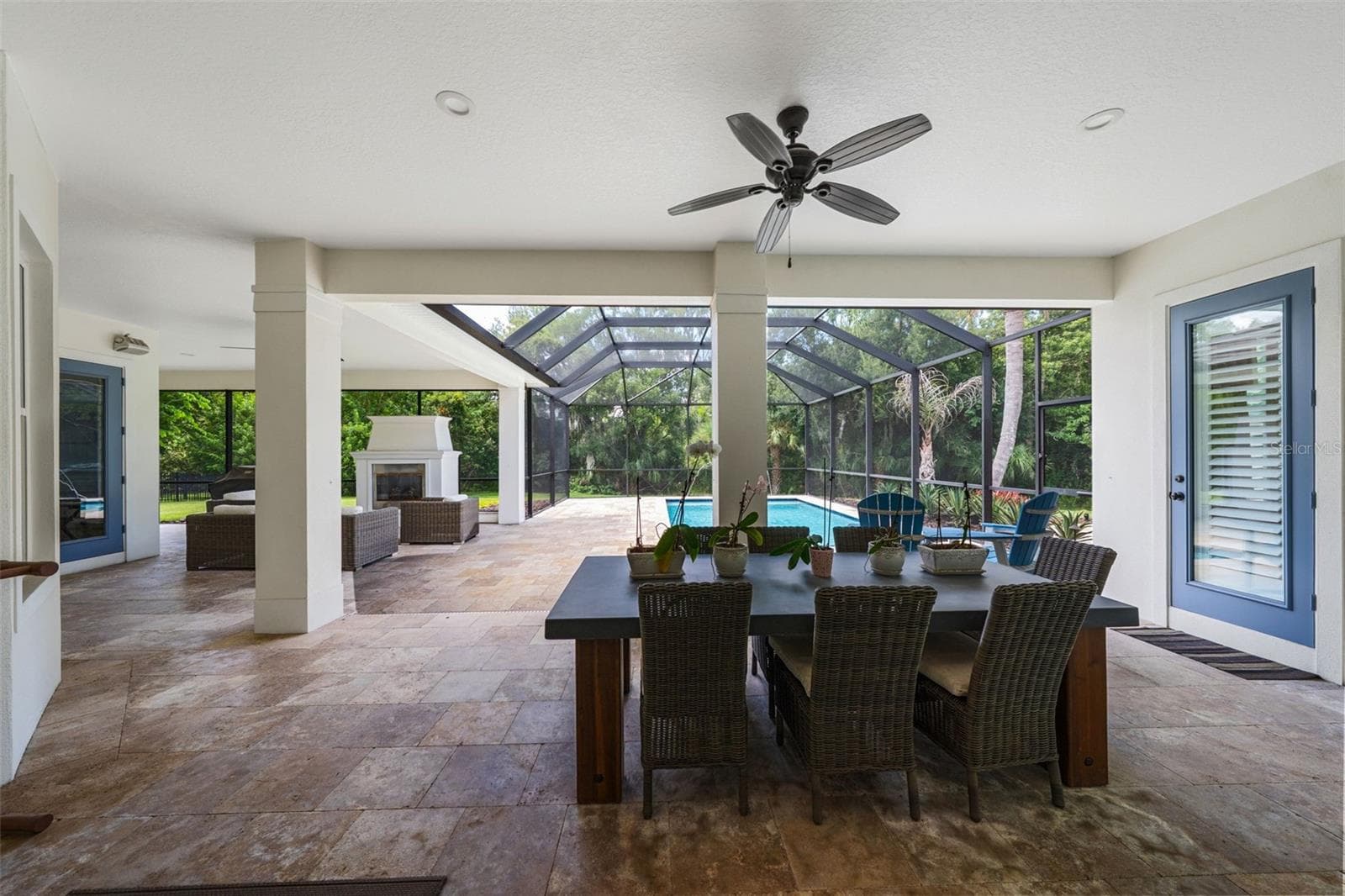 Screened Lanai With Outdoor Dining Area - 14205 9TH TER NE, BRADENTON