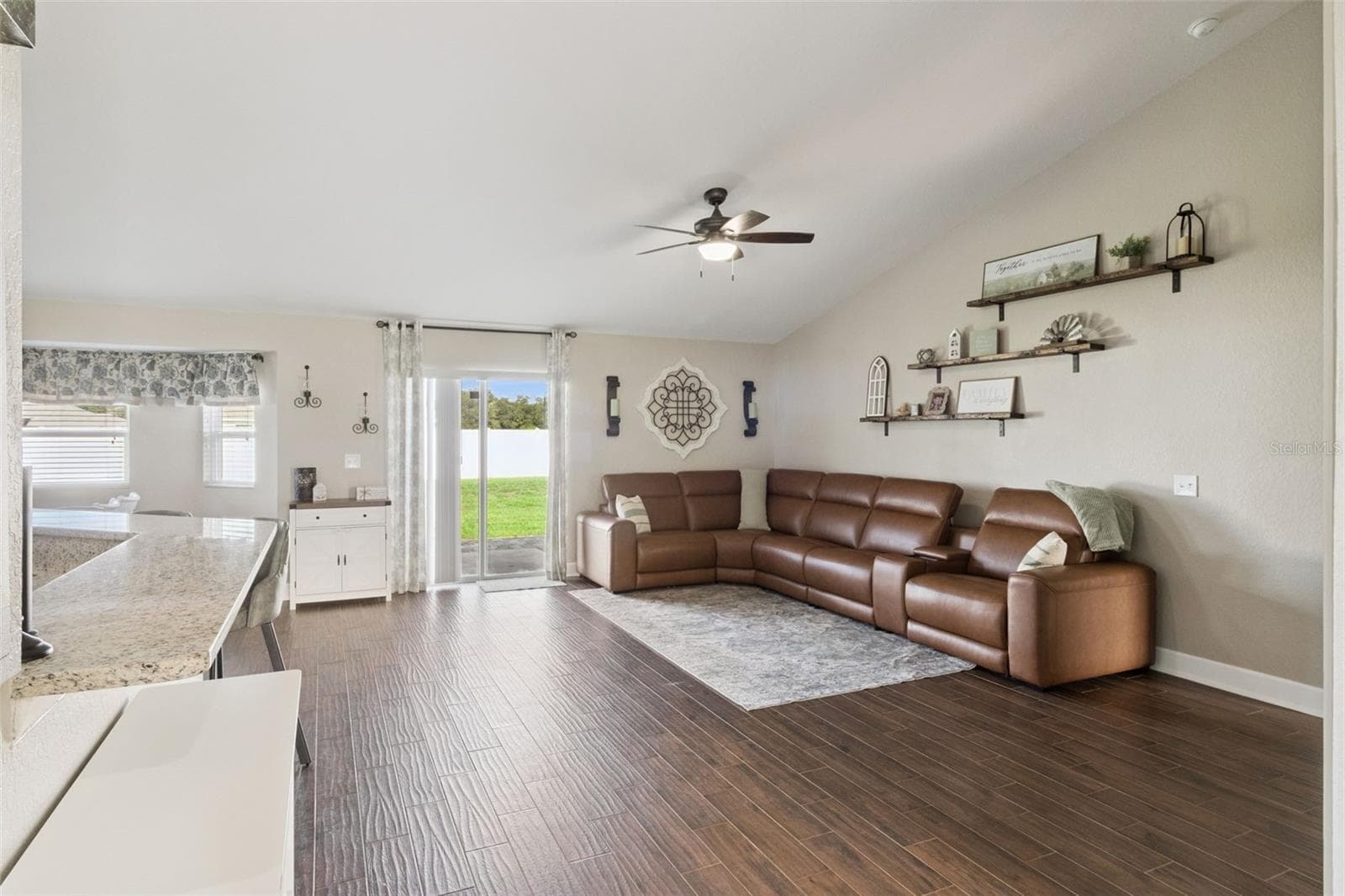 Single Family Residence at 925 LOCHLAND LOOP, BARTOW, photo 5 of 46