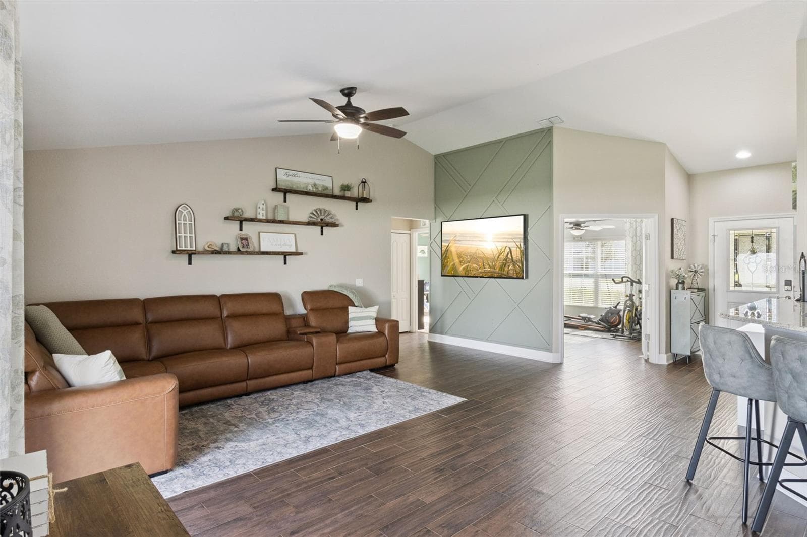 Single Family Residence at 925 LOCHLAND LOOP, BARTOW, photo 6 of 46