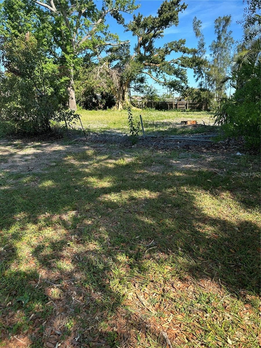 Land at 4049 45TH AVE N, ST PETERSBURG, photo 2 of 4
