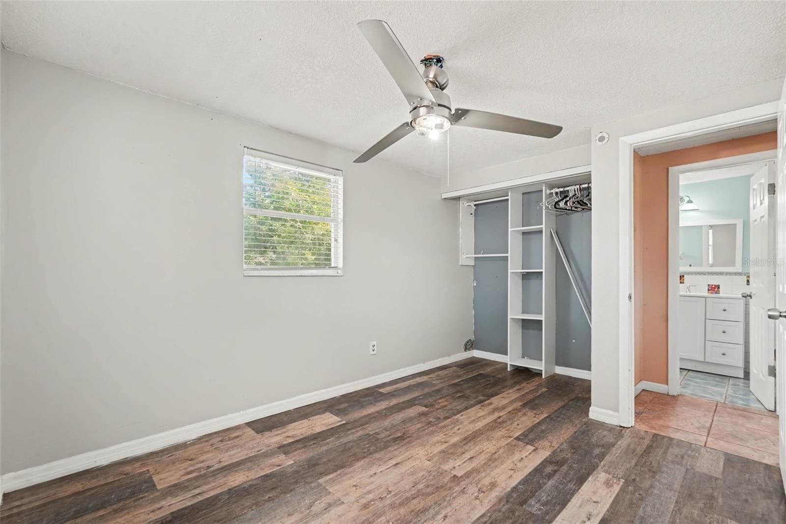Single Family Residence at 805 W COLLEGE AVE, RUSKIN, photo 23 of 36