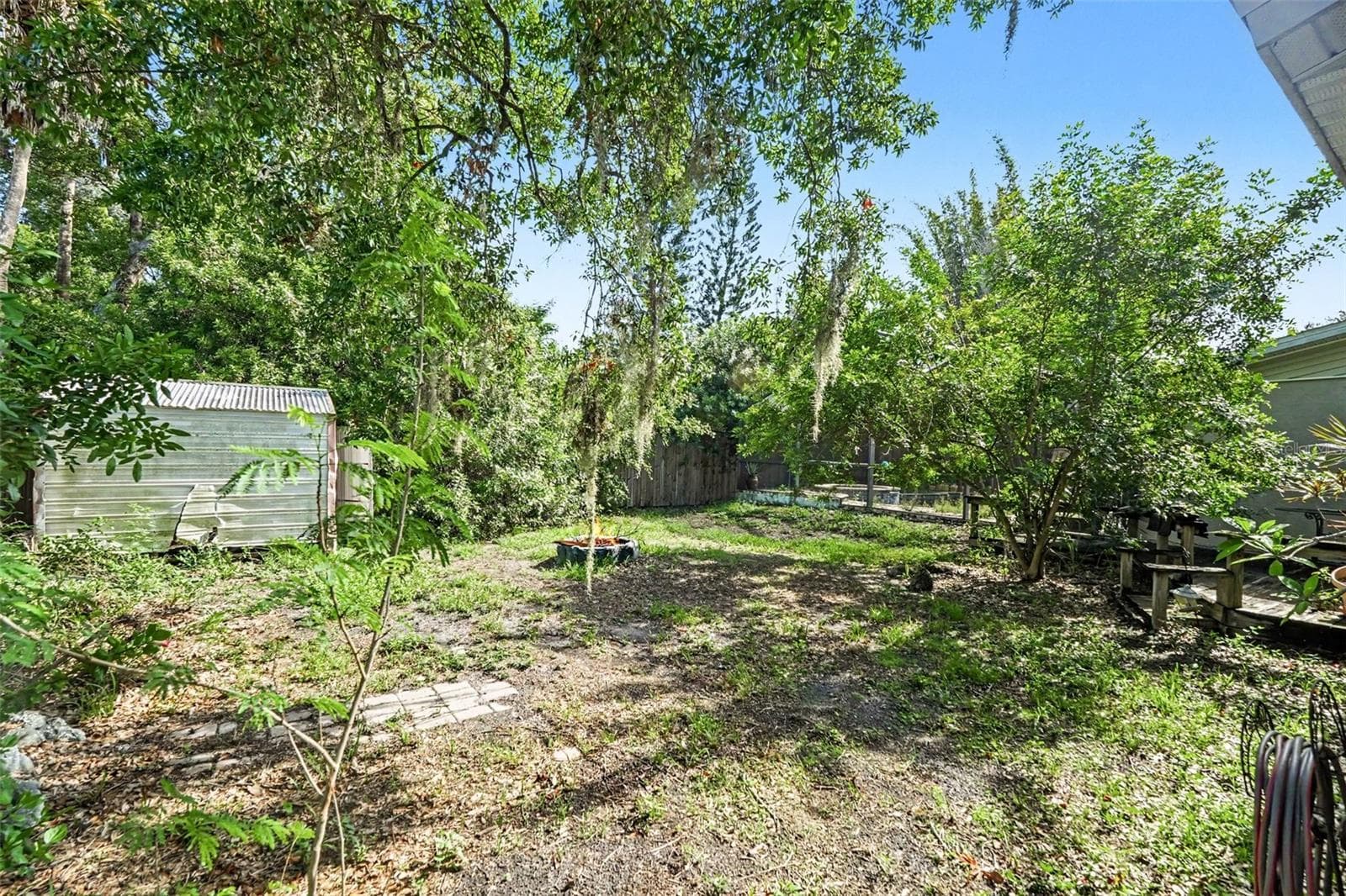 Single Family Residence at 805 W COLLEGE AVE, RUSKIN, photo 32 of 36