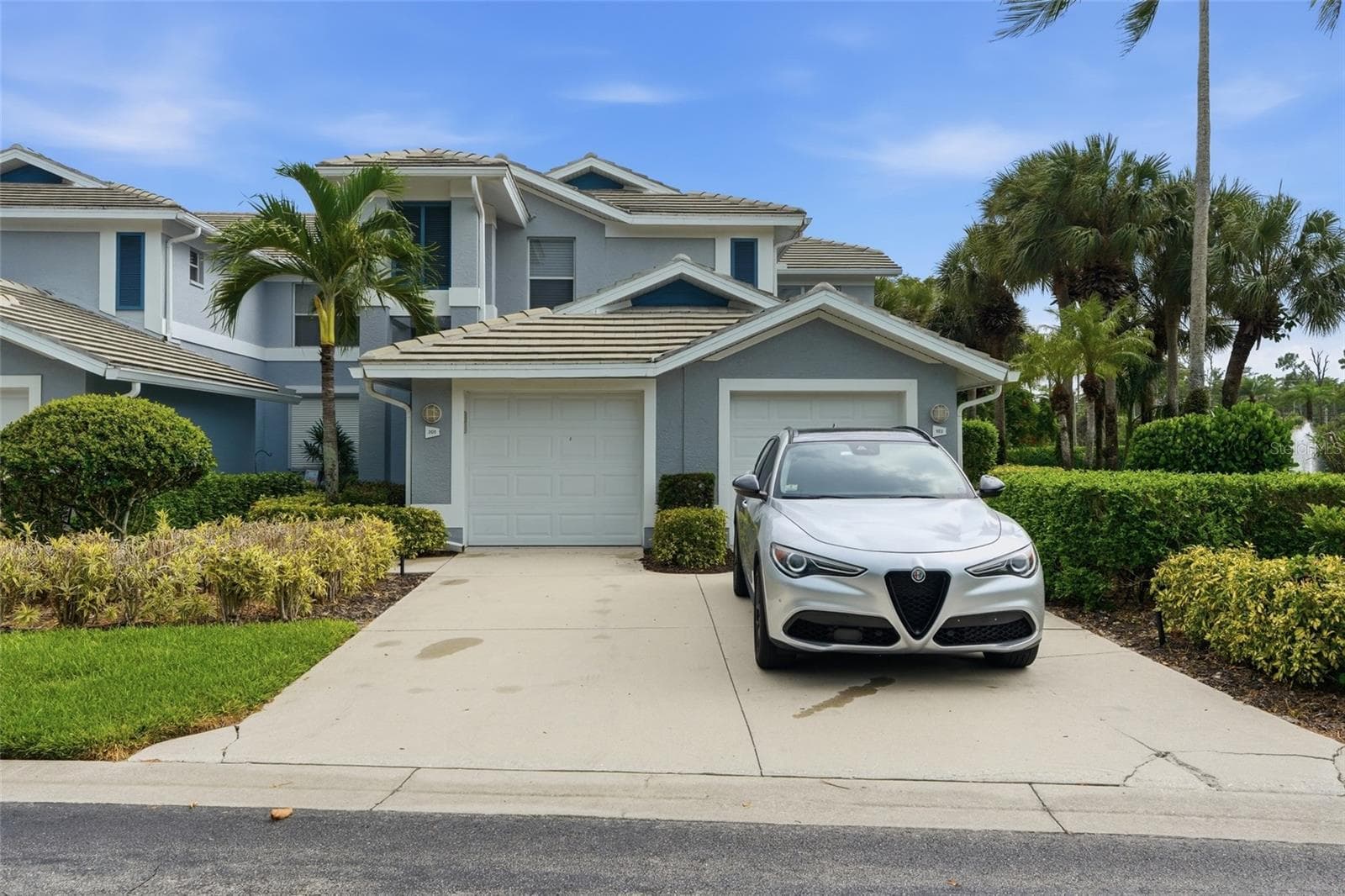 Condominium at 710 TARPON COVE DR #203, NAPLES, photo 3 of 41