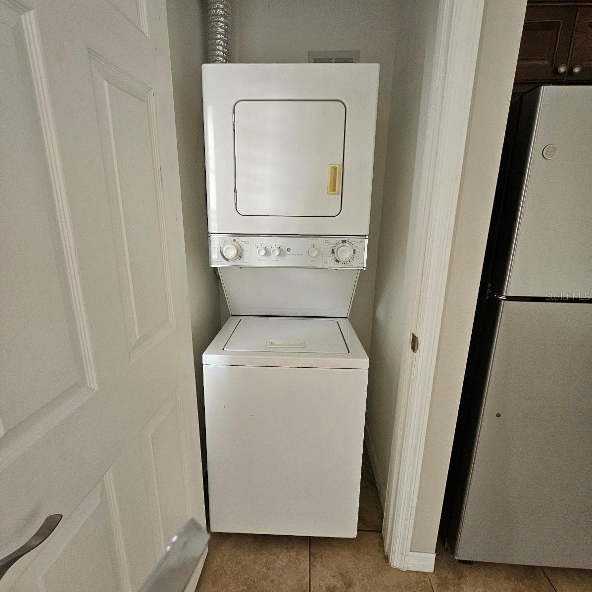 Condominium at 4728 BEACH DR SE #B, ST PETERSBURG, photo 8 of 41