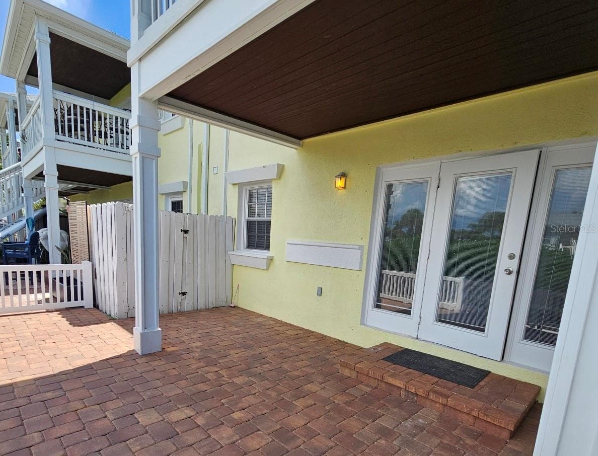 Condominium at 4728 BEACH DR SE #B, ST PETERSBURG, photo 16 of 41