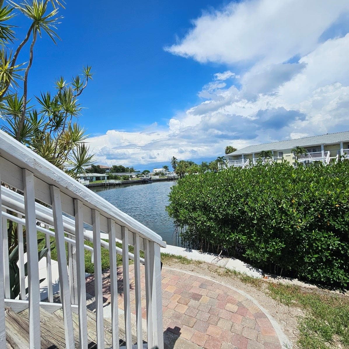 Condominium at 4728 BEACH DR SE #B, ST PETERSBURG, photo 20 of 41