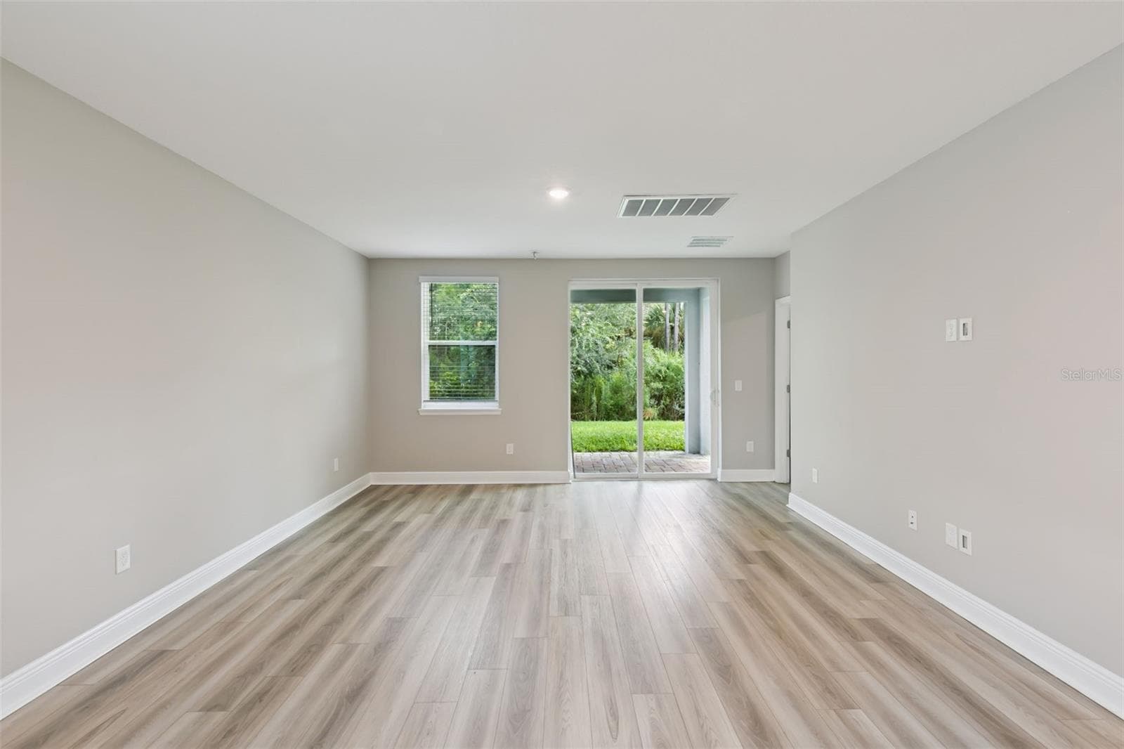 Single Family Residence at 128 LOST BALL DR, DAYTONA BEACH, photo 10 of 73