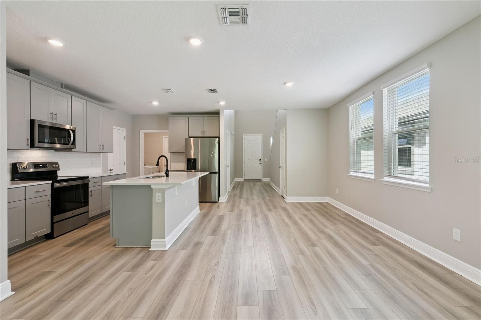 Single Family Residence at 128 LOST BALL DR, DAYTONA BEACH, photo 15 of 73