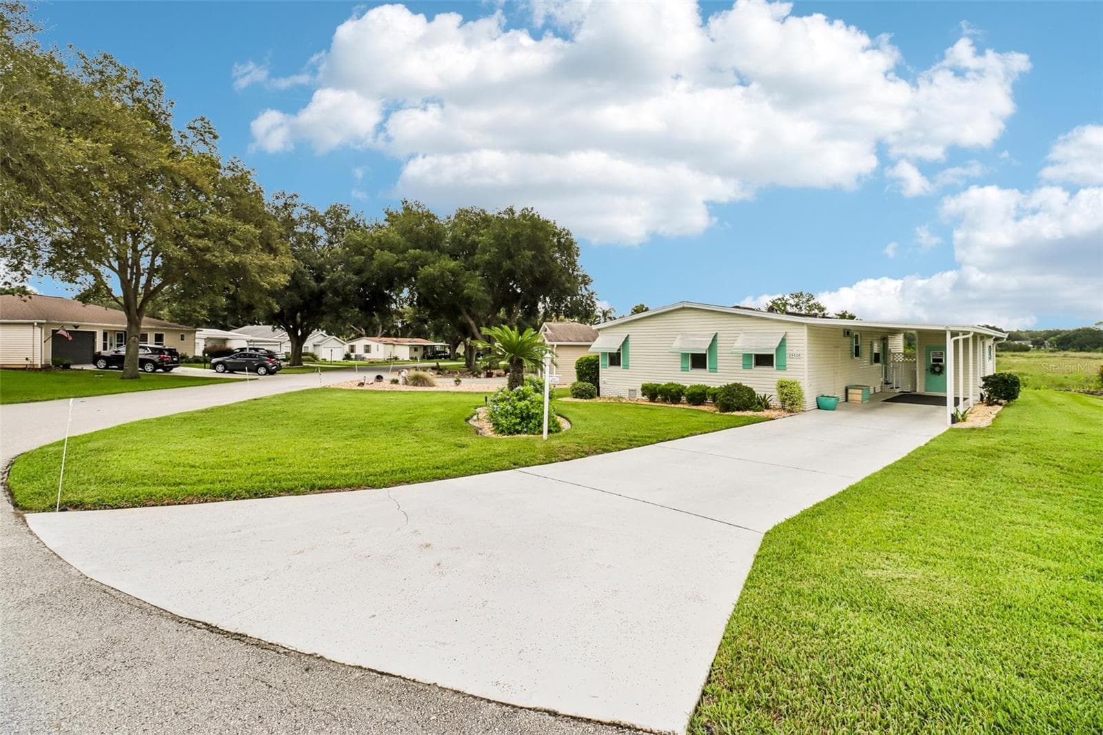 Manufactured Home at 25120 CLIFFORD HL, LEESBURG, photo 12 of 66