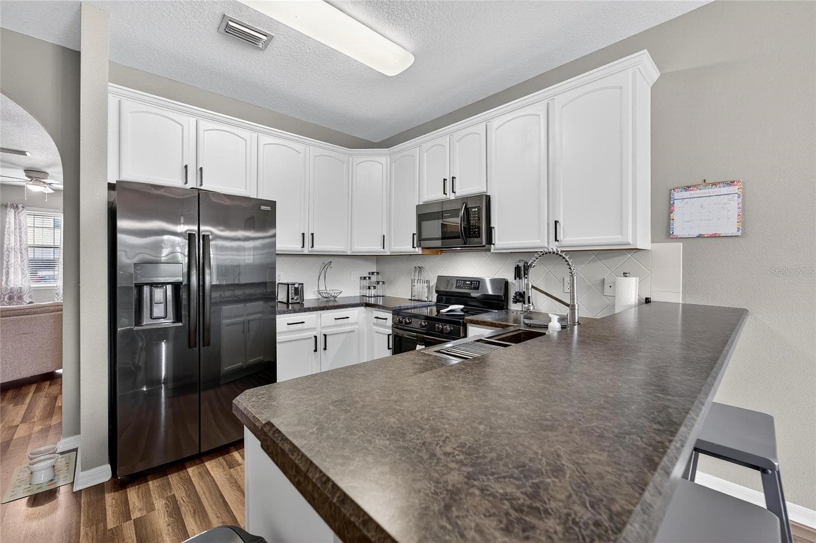 Townhouse at 2052 GREENWOOD VALLEY DR, PLANT CITY, photo 15 of 52