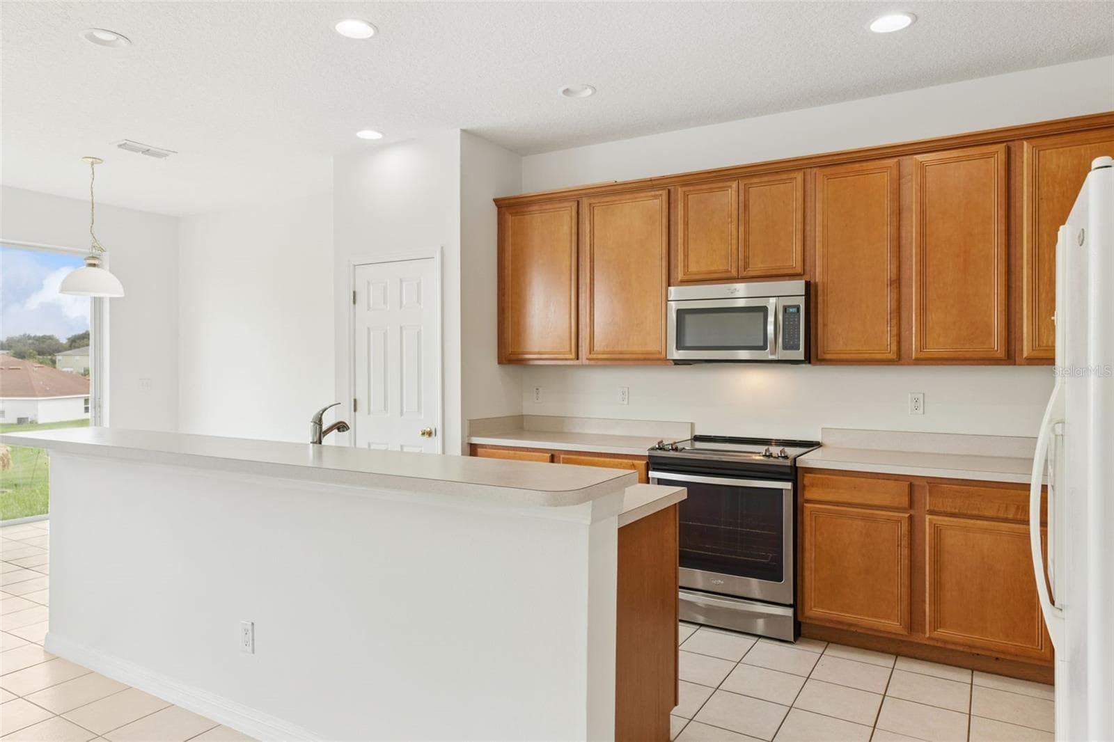 Single Family Residence at 780 LAKEVIEW POINTE DR, CLERMONT, photo 14 of 23