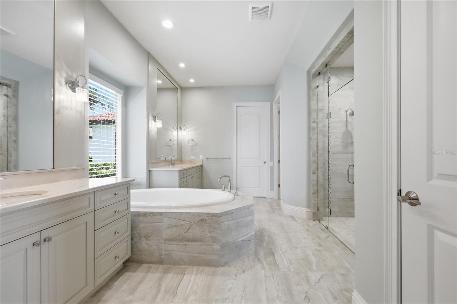 Single Family Residence at 12102 MONTALCINO CIR, WINDERMERE, photo 35 of 74