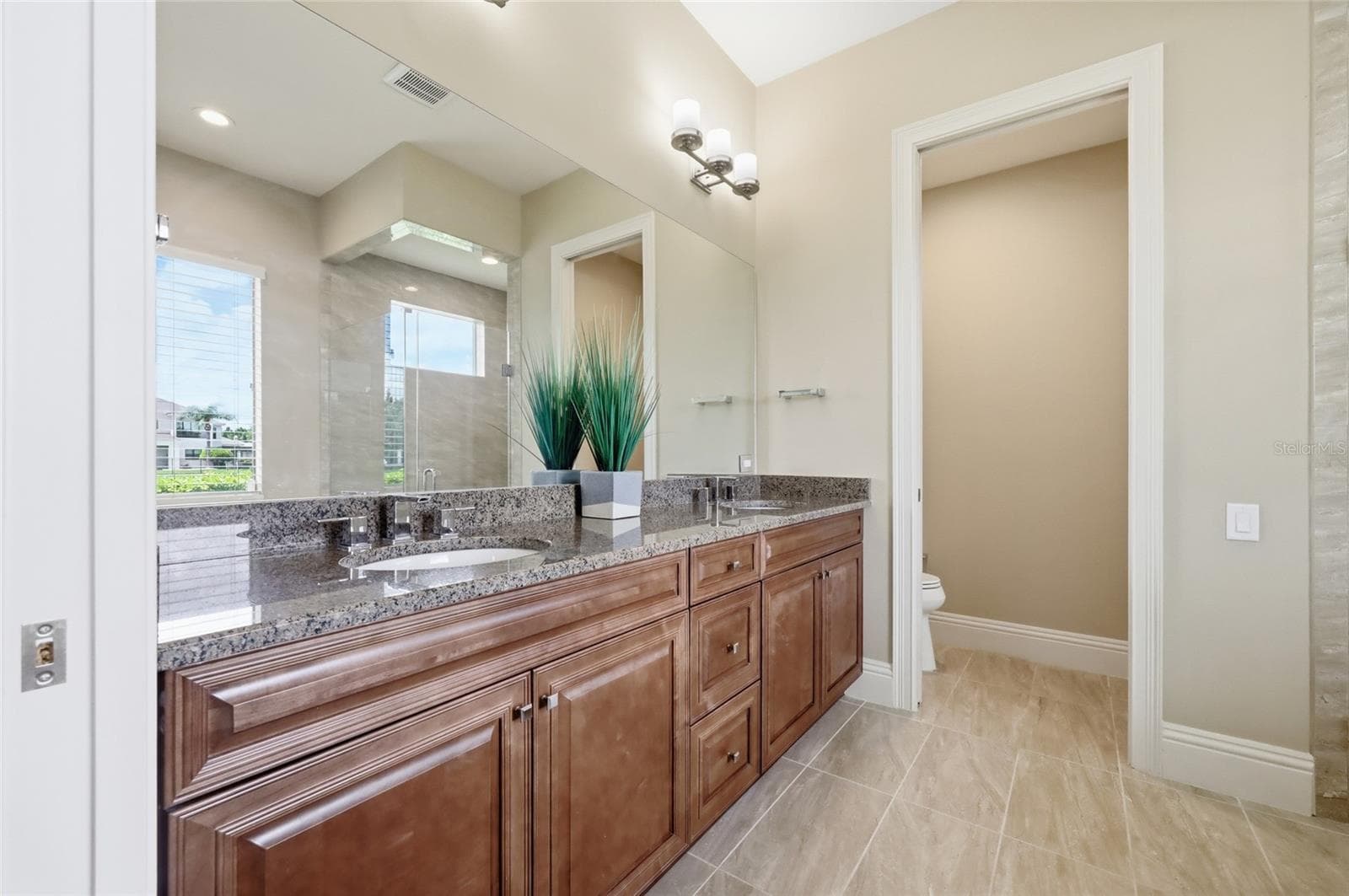 Single Family Residence at 12102 MONTALCINO CIR, WINDERMERE, photo 43 of 74
