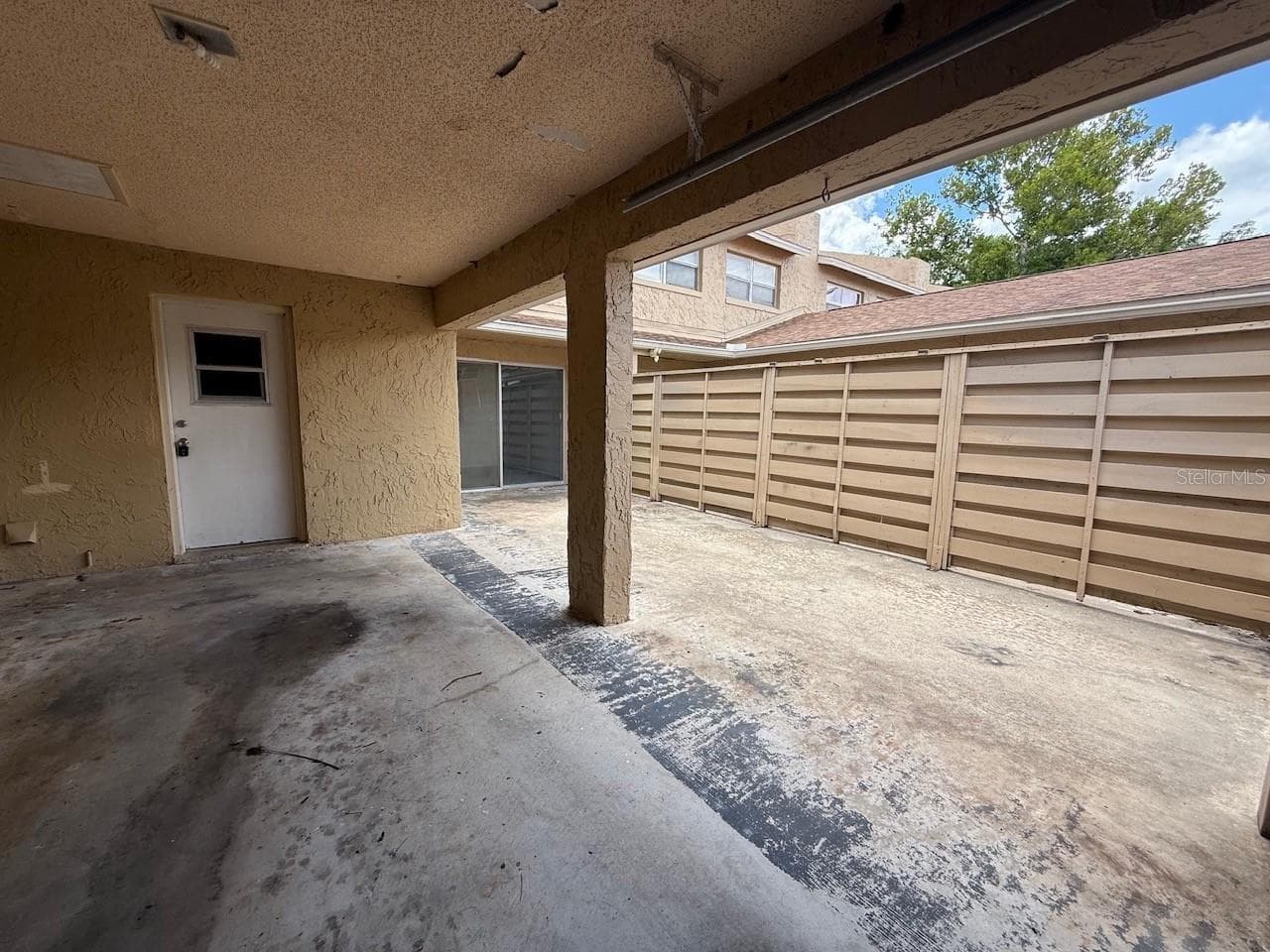 Garage/Patio - 895 PARK LAKE CIR #75, MAITLAND