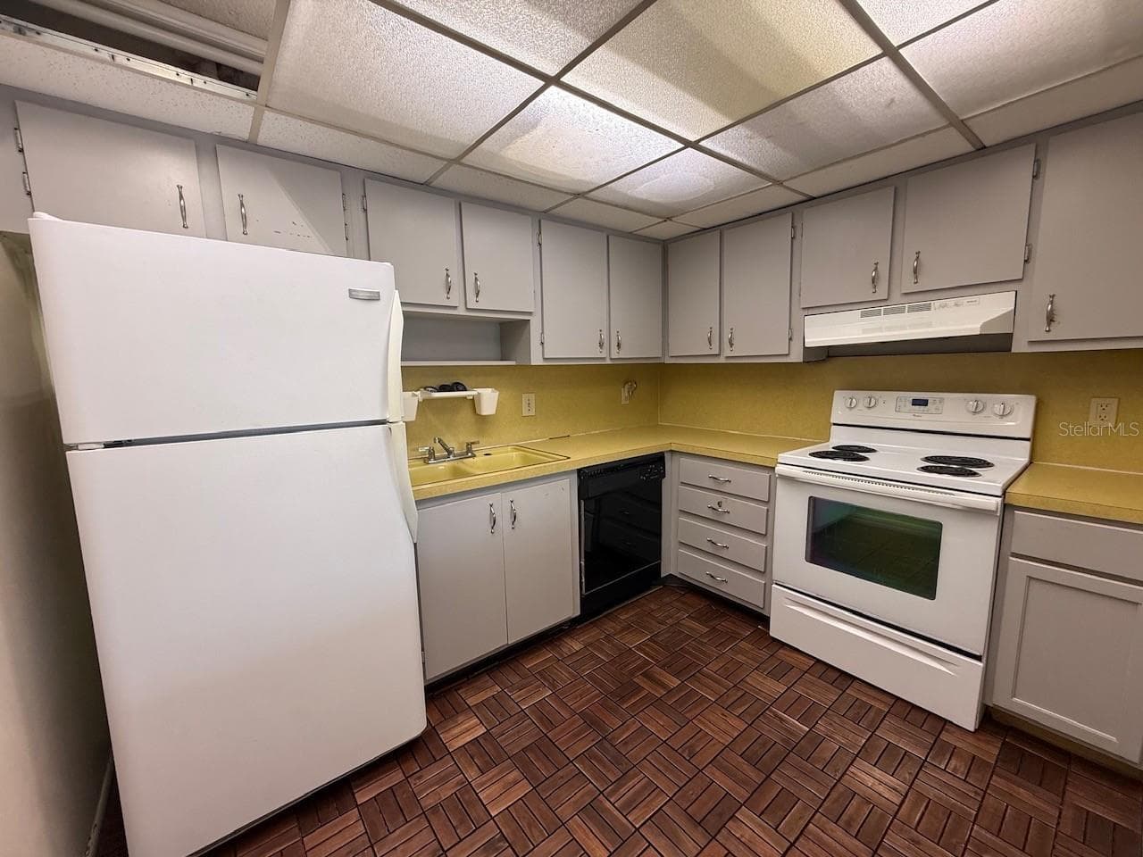 Kitchen - 895 PARK LAKE CIR #75, MAITLAND