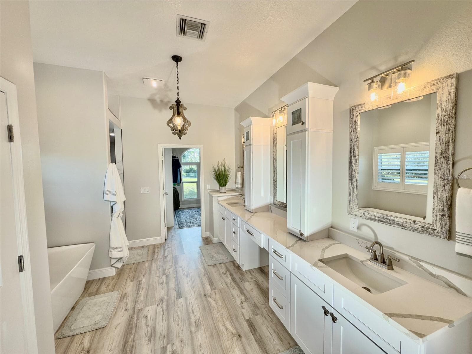 Single Family Residence at 7425 245TH ST E, MYAKKA CITY, photo 11 of 21