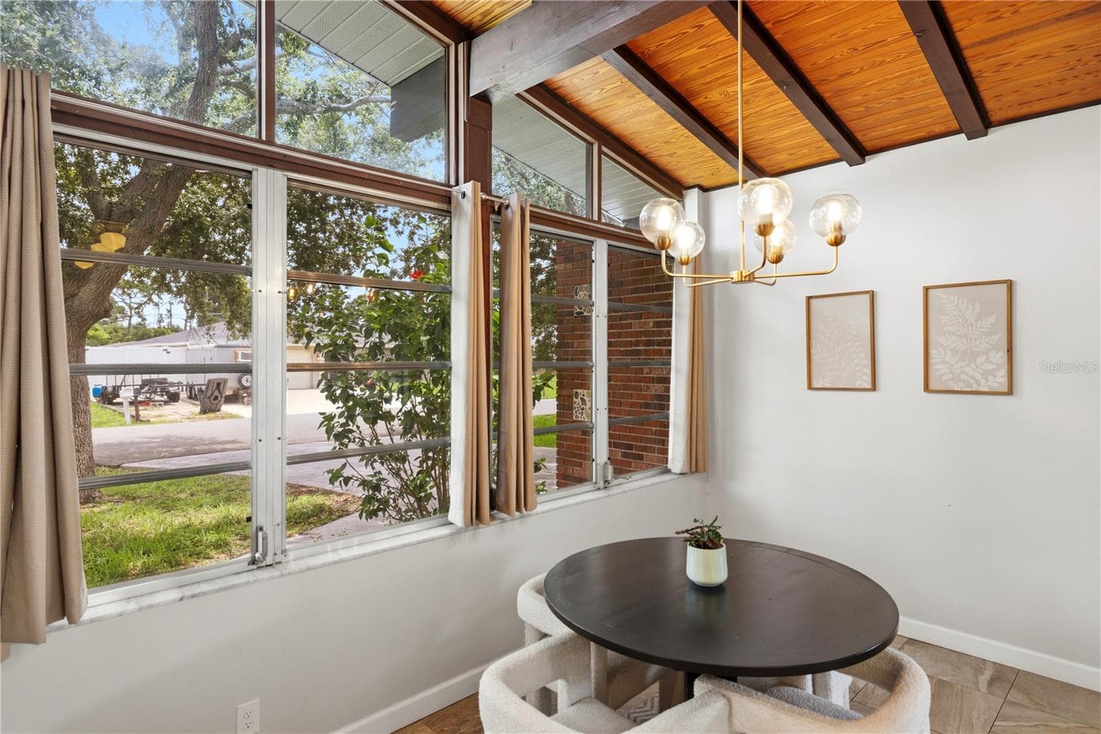 Dining Room - 4232 PANDORA RD, VENICE