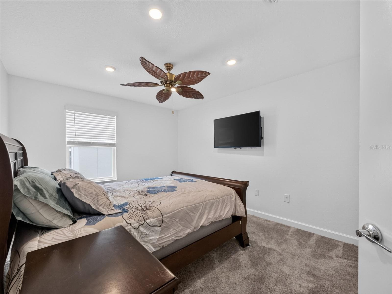 Single Family Residence at 8813 BETH PAGE LN, DAVENPORT, photo 19 of 53