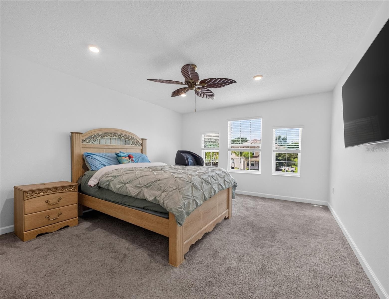 2nd Level Primary Bedroom - 8813 BETH PAGE LN, DAVENPORT