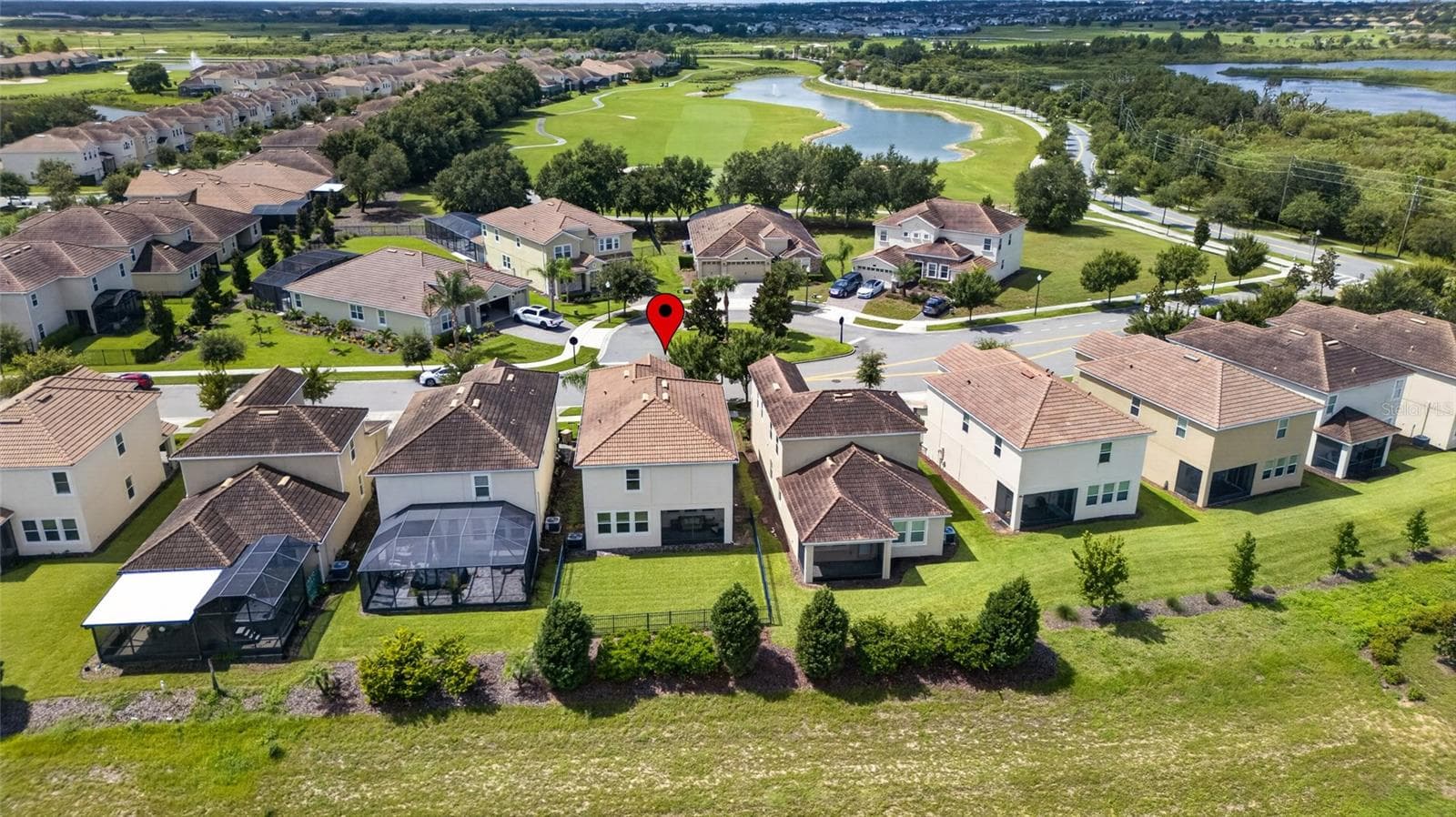 Fully fenced lot, no rear neighbors with golf course views. - 8813 BETH PAGE LN, DAVENPORT