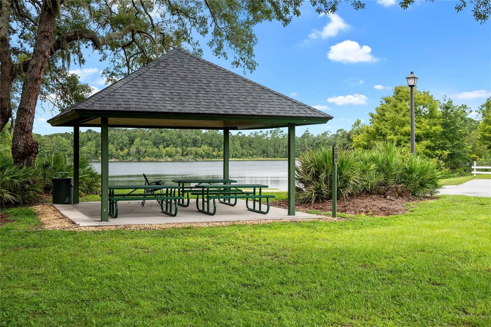 HOA- private park - 2848 ALOMA LAKE RUN, OVIEDO