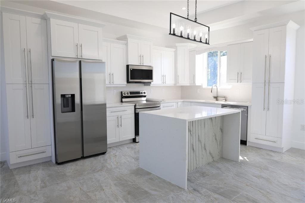 Single Family Residence at 114 PRESTON ST, LEHIGH ACRES, photo 5 of 15
