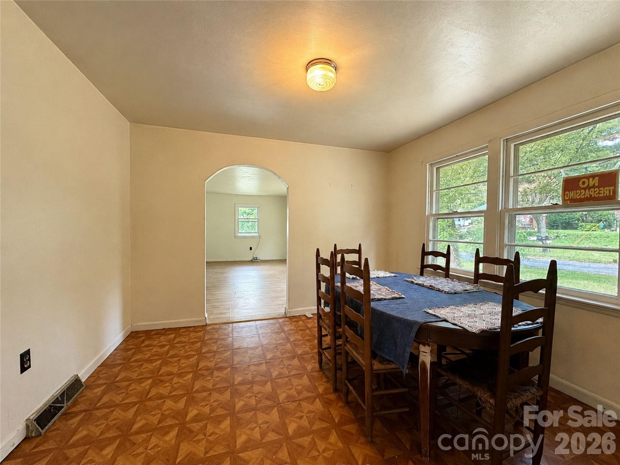 Single Family Residence at 440 Old US 19e Highway, Spruce Pine, photo 10 of 20