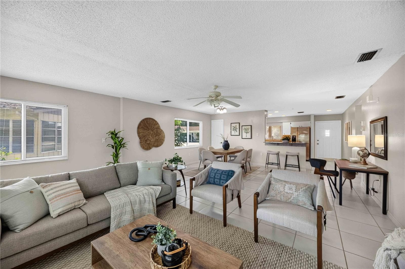Living room - 4565 TIPPECANOE TRL #22, SARASOTA