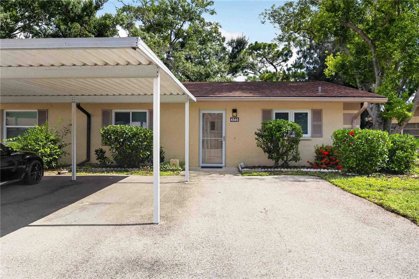 Covered parking - 4565 TIPPECANOE TRL #22, SARASOTA