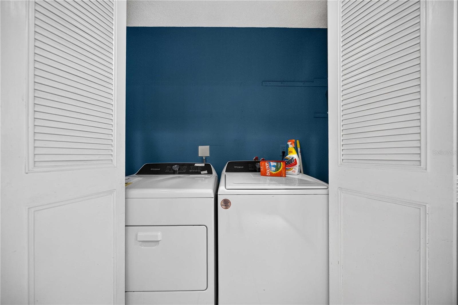 Washer/dryer in the unit - 4565 TIPPECANOE TRL #22, SARASOTA
