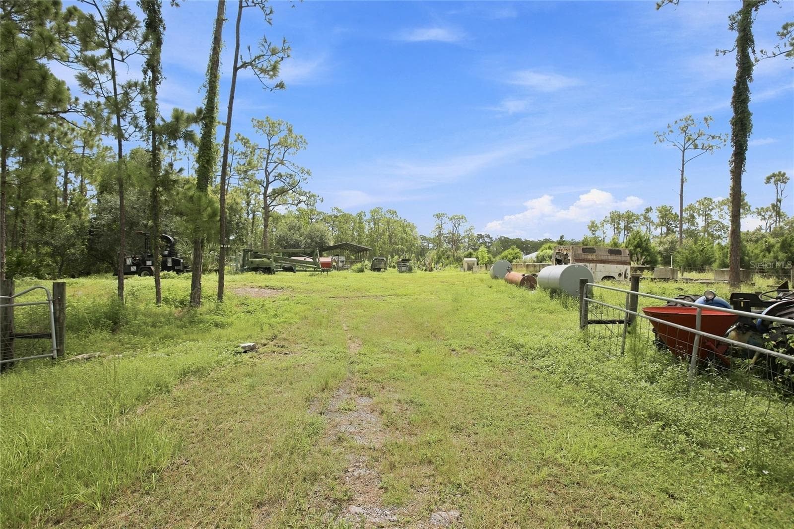 Agriculture at 8146 TROPICAIRE BLVD, NORTH PORT, photo 8 of 20