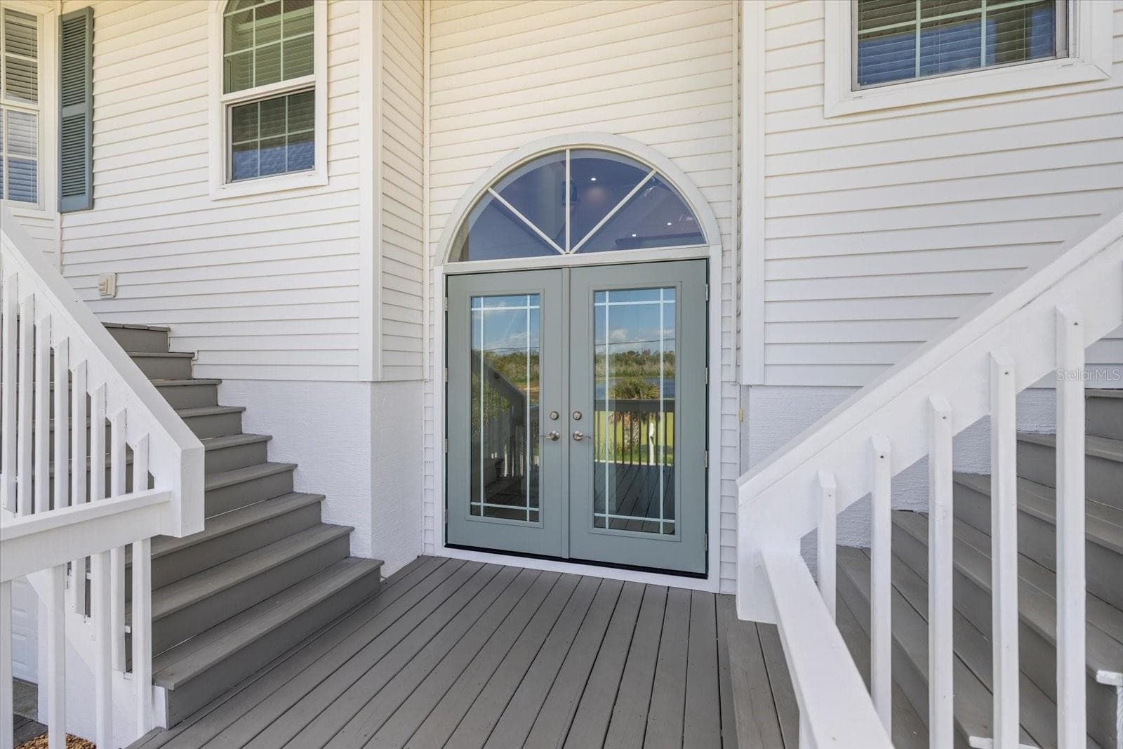 Single Family Residence at 9181 LAKE DR, ENGLEWOOD, photo 9 of 48
